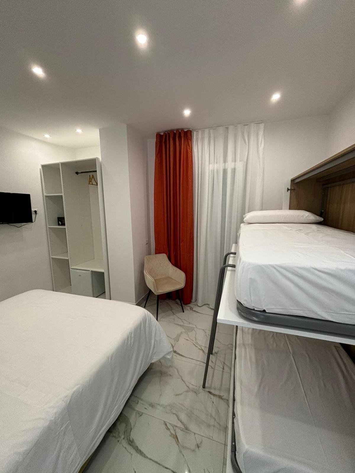 Savior Deluxe Rooms Неаполь Экстерьер фото